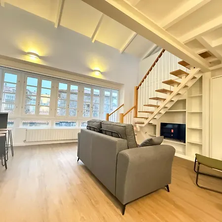 Plaza Lofts L5 By Urent *